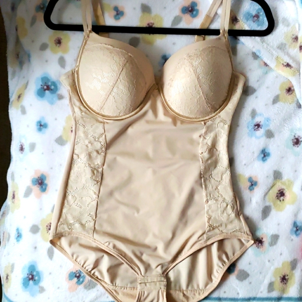 Maidenform Bodysuit Shapewear